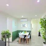 Lägenhet Modern Living Miramar Ii Elegant 3 Bedroom In Center Walking Distance To The Trainstation And The Beaches By Namaste Elite Torremolinos