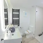 Lägenhet Modern Living Miramar Ii Elegant 3 Bedroom In Center Walking Distance To The Trainstation And The Beaches By Namaste Elite Torremolinos