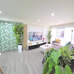 Modern Living Miramar Ii Elegant 3 Bedroom In Center Walking Distance To The Trainstation And The Beaches By Namaste Elite Torremolinos