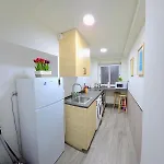 Modern Living Miramar Ii Elegant 3 Bedroom In Center Walking Distance To The Trainstation And The Beaches By Namaste Elite * Torremolinos