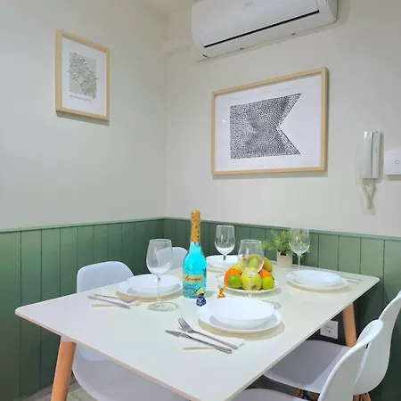 Modern Living Miramar Ii Elegant 3 Bedroom In Center Walking Distance To The Trainstation And The Beaches By Namaste Elite