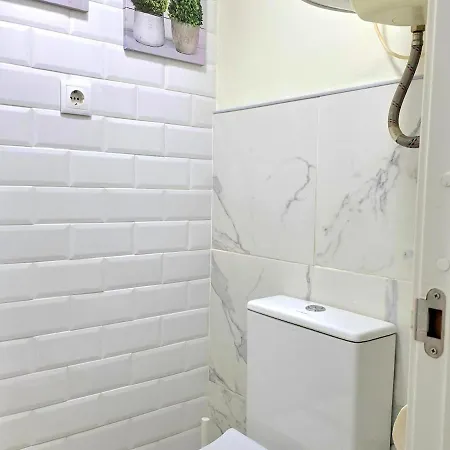 Apartment Modern Living Miramar Ii Elegant 3 Bedroom In Center Walking Distance To The Trainstation And The Beaches By Namaste Elite *