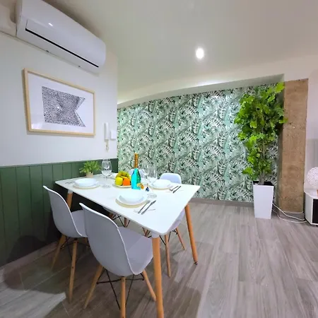 Modern Living Miramar Ii Elegant 3 Bedroom In Center Walking Distance To The Trainstation And The Beaches By Namaste Elite توريمولينوس