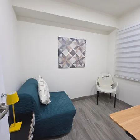 Modern Living Miramar Ii Elegant 3 Bedroom In Center Walking Distance To The Trainstation And The Beaches By Namaste Elite شقة توريمولينوس
